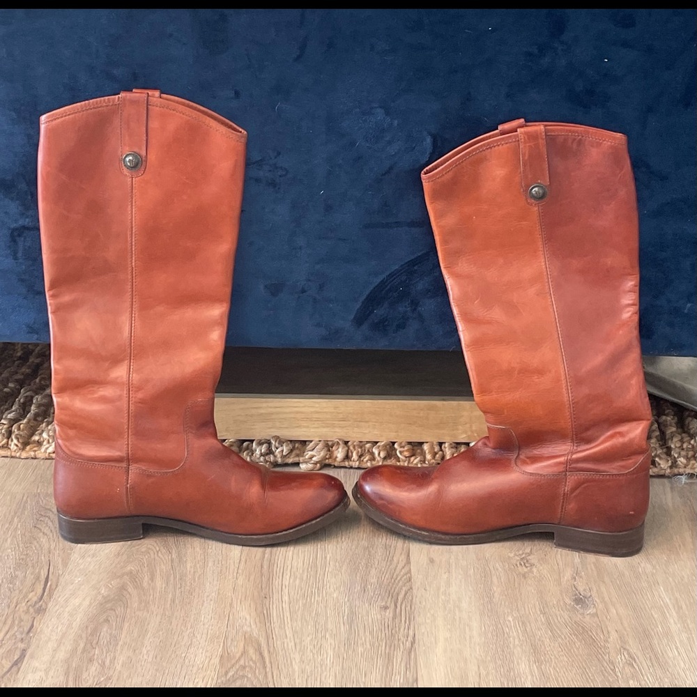 Frye Melissa boots! Gently worn! Size 9!